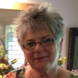 Meet your Posher, Cynthia